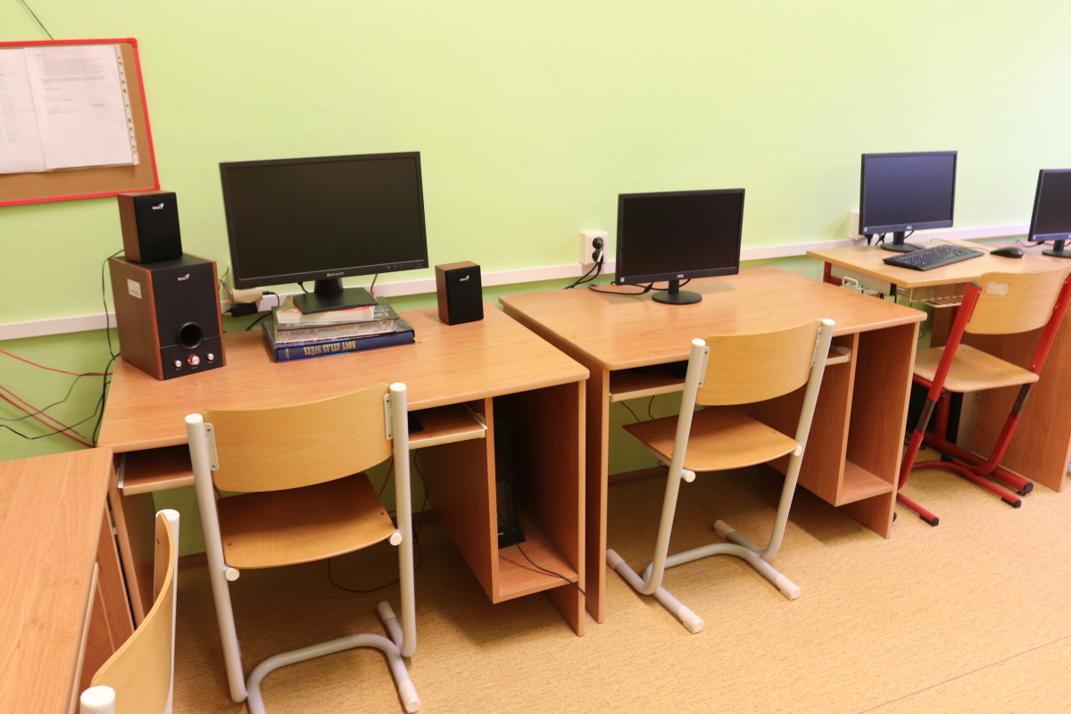PC učebna – ZŠ Záblatí PC učebna - ZŠ Záblatí