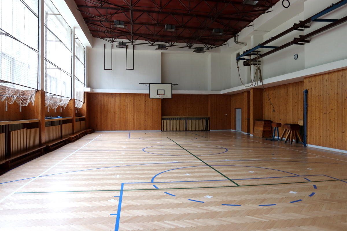 Tělocvična - ZŠ Bezručova 190